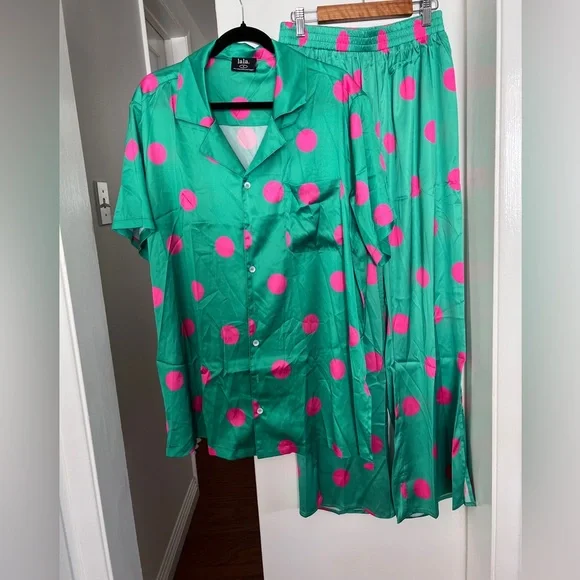Dressed in lala set Green and Pink Polka Dot Pajama Set - Picture 3 of 4